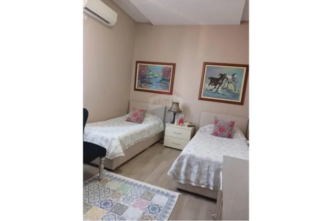 Tirane, shitet 2+1 , 135 m² 250.000 € 