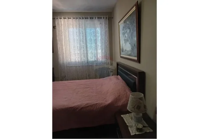 Tirane, shitet 2+1 , 135 m² 250.000 € 
