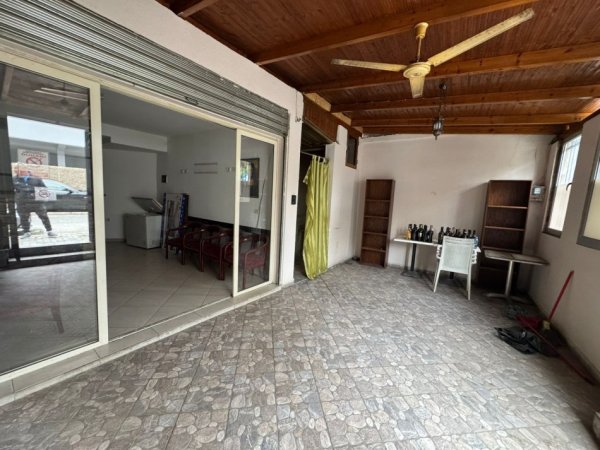 Durres, shitet apartament 2+1 Kati 1, 275 m² 130.000 € (lagja 5)