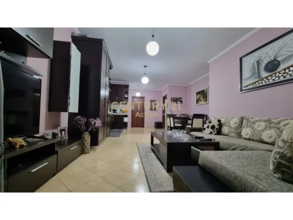 Tirane, shes apartament 3+1+Aneks+Ballkon Kati 3, 117 m² 169.000 € (RRUGA ALEKSANDRI I MADH Tirana, Albania)