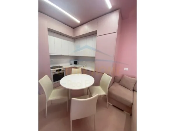 Durres, shitet apartament 1+1+Ballkon Kati 7, 44 m² 115.000 € (shkemb kavaje)