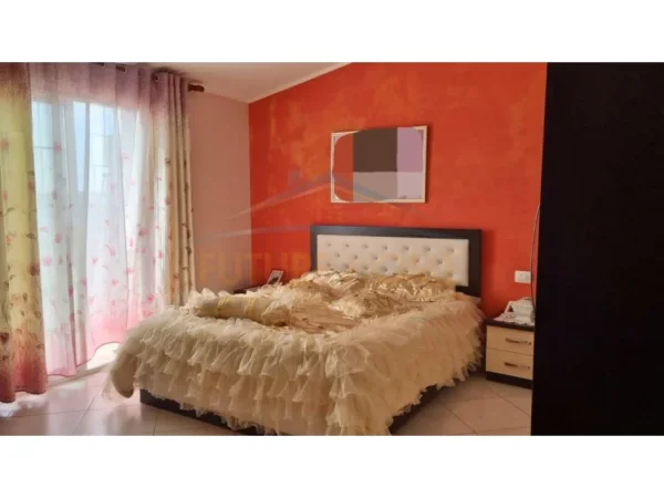 Durres, shitet Vile 2 Katshe Kati 2, 309 m² 190.000 € (manez, gjiri i lalzit)