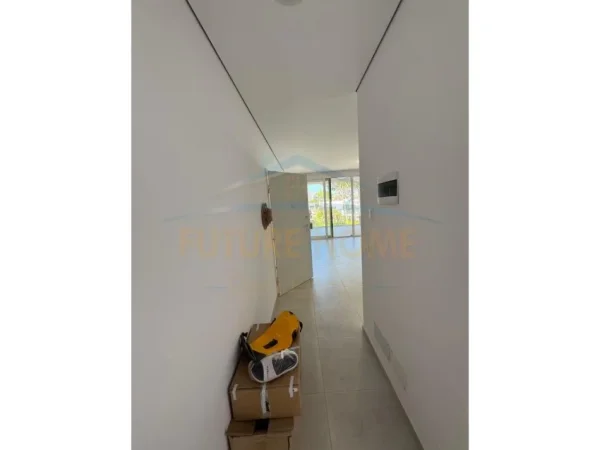 Durres, shitet apartament 1+1+Ballkon Kati 1, 83 m² 206.000 € (san pietro, gjiri i lalziy)