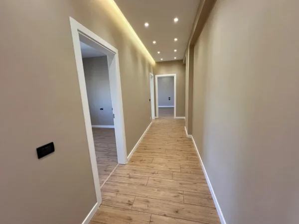 Vlore, shitet apartament 2+1 Kati 8, 117 m² 204.750 € (Lungomare) RV44894