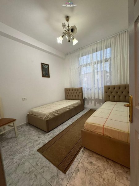 Tirane, jap me qera apartament 2+1 Kati 3, 95 m² 500 € (ish restorant durres)