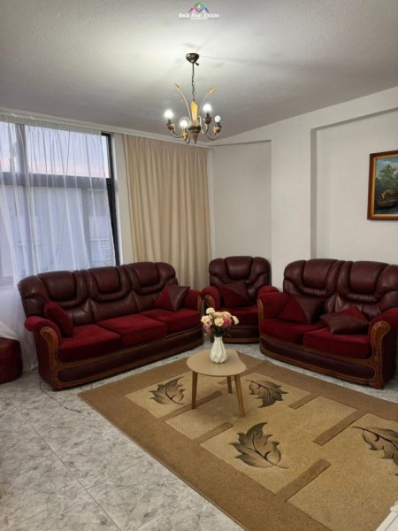 Tirane, jap me qera apartament 2+1 Kati 3, 95 m² 500 € (ish restorant durres)