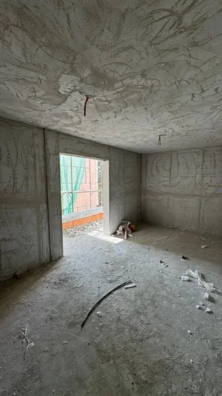Tirane, shes apartament 1+1 Kati 1, 77 m² 73.000 € (Unaza e Madhe Paskuqan)