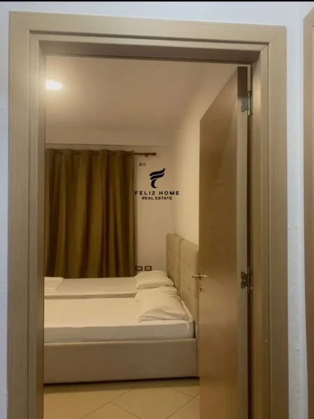 Tirane, jepet me qera apartament 1+1+Ballkon Kati 2, 64 m² 500 € (YZBERISHT)