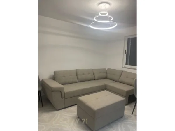 Tirane, shitet apartament 1+1 Kati 5, 57 m² 88.000 € (Rruga e "Selites",)