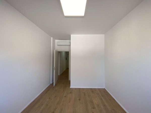 Tirane, jepet me qera apartament 2+1+Aneks+Ballkon Kati 4, 117 m² 1.400 € (BLLOKU)