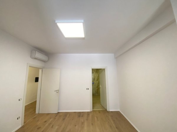 Tirane, jepet me qera apartament 2+1+Aneks+Ballkon Kati 4, 117 m² 1.400 € (BLLOKU)