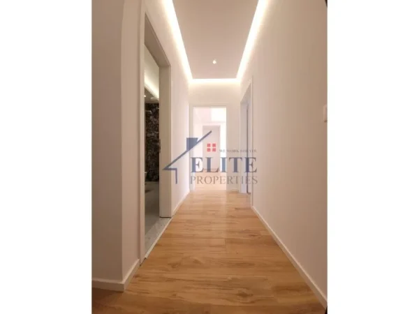 Tirane, shitet apartament 2+1+Ballkon Kati 7, 95 m² 210.000 € (Zogu i Zi)