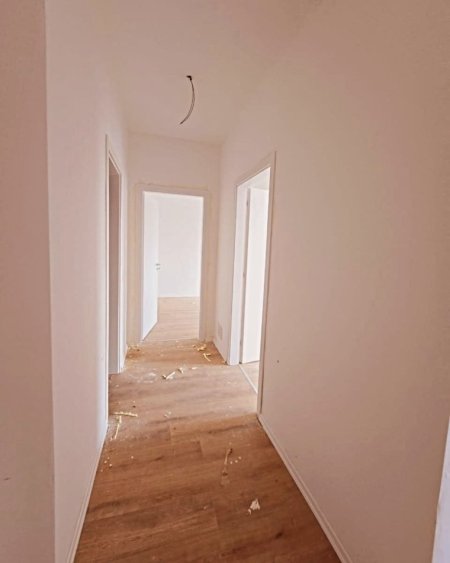 Tirane, shitet apartament 2+1 , 117 m² 244.000 € (Pazari i Ri)