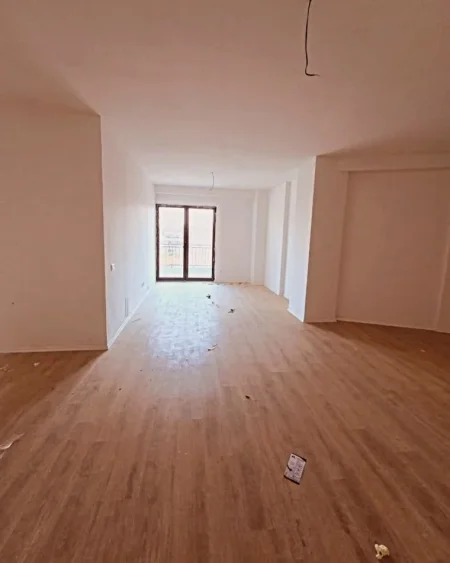 Tirane, shitet apartament 2+1 , 117 m² 244.000 € (Pazari i Ri)