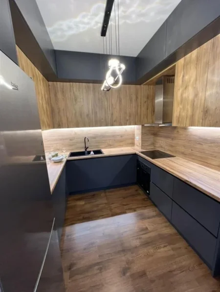 Tirane, shitet apartament 1+1 Kati 6, 65 m² 170.000 € (Rruga e Barrikadave)