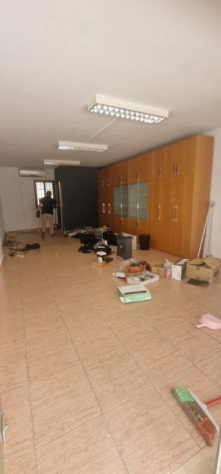 Tirane, shitet ambjent biznesi Kati 0, 42 m² (Stadiumi Dinamo)