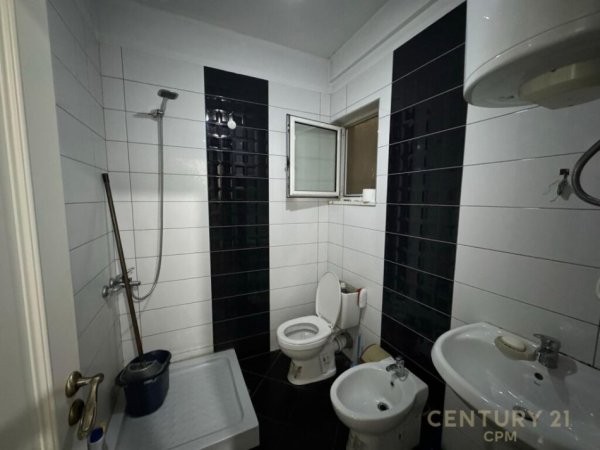 Tirane, jepet me qera apartament 1+1 Kati 7, 67 m² 130.000 € (rruga e elbasanit)