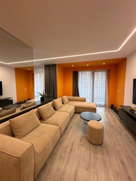 Tirane, jepet me qera apartament 2+1+Ballkon Kati 6, 95 m² 900 € (Residenca Turdiu, Fusha e Aviacionit)