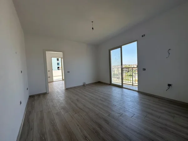 Durres, shitet apartament 1+1+Ballkon Kati 3, 79 m² 76.000 € 