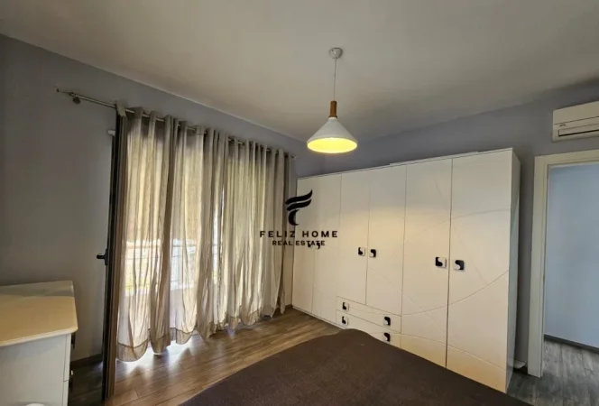 Tirane, jepet me qera apartament 3+1+Ballkon Kati 7, 128 m² 1.000 € (RRUGA E KAVAJES)