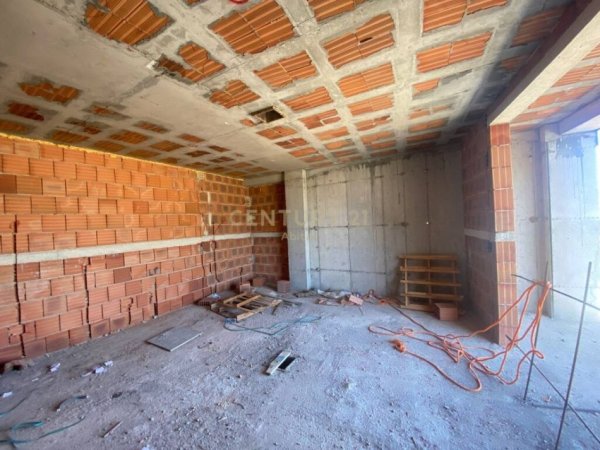 Tirane, shitet apartament 2+1 Kati 4, 113 m² 170.000 € (bulevardi i ri)