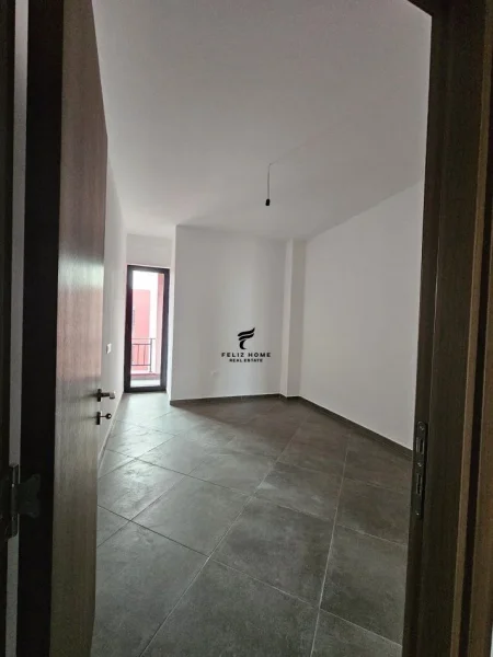 Tirane, shitet apartament 2+1+Ballkon Kati 7, 97 m² 185.000 € (RRUGA E DIBRES)