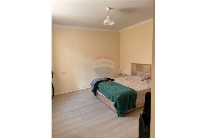Tirane, jepet me qera apartament 1+1 Kati 1, 58 m² 400 € (Shkolla e Baletit - Tregu Elektrik, Shqipëri)