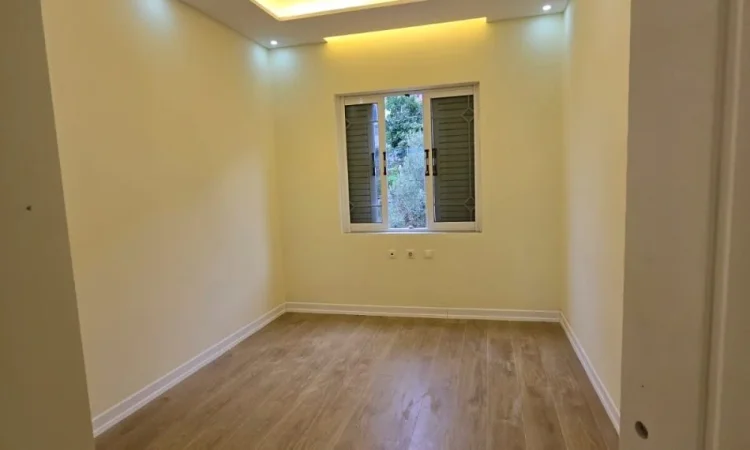 Tirane, shitet apartament 2+1+Aneks+Ballkon Kati 4, 108 m² 158.000 € (sarande)