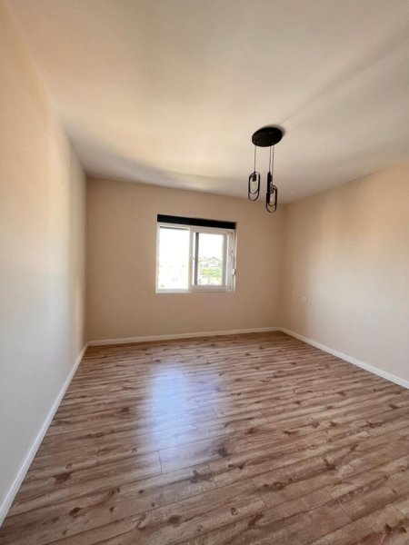 Durres, shes apartament 1+1+Ballkon Kati 7, 70 m² 77.000 € 