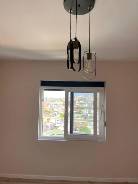 Durres, shes apartament 1+1+Ballkon Kati 7, 70 m² 77.000 € (Rruga Pavaresia)