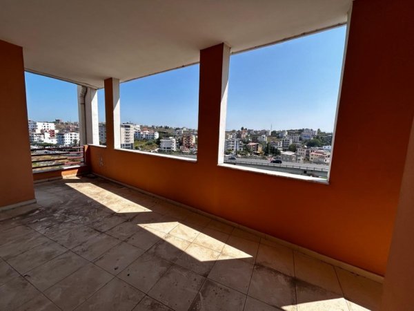 Durres, shes apartament 2+1+Aneks+Ballkon Kati 7, 130 m² 110.000 € (Rruga Pavaresia)