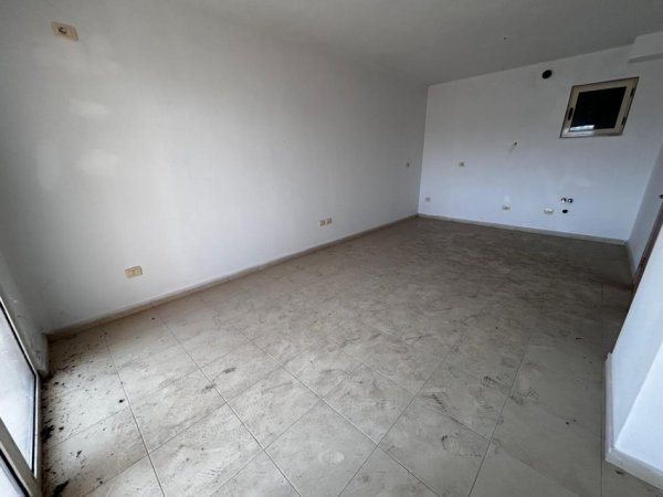 Durres, shes apartament 2+1+Aneks+Ballkon Kati 7, 130 m² 110.000 € (Rruga Pavaresia)