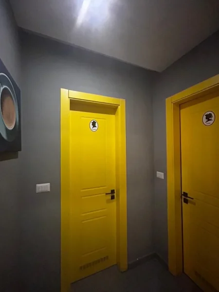 Durres, shes lokal Kati 0, 120 m² 360.000 € (Rruga Adria)