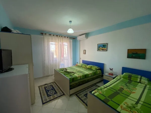 Durres, jepet me qera apartament 1+1+Ballkon Kati 5, 80 m² 350 € (Golem)