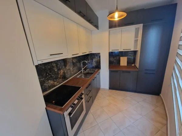 Durres, shitet apartament 3+1 Kati 8, 120 m² 135.000 € (PLAZH DURRES)