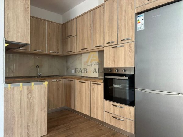 Tirane, SHITET apartament 3+1+2 Kati 3, 116 m² 220.000 € (Ish Profarma)