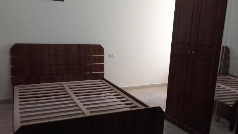 Tirane, jepet me qera apartament 2+1+Ballkon Kati 8, 100 m² 650 € (STACIONI I TRENIT)