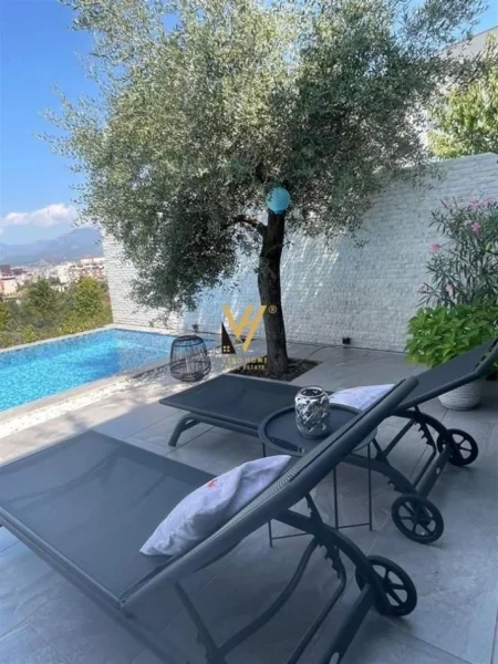 Tirane, shitet Vile 3+1+Ballkon Kati 0, 190 m² 620.000 € (KODRA E DIELLIT 2)