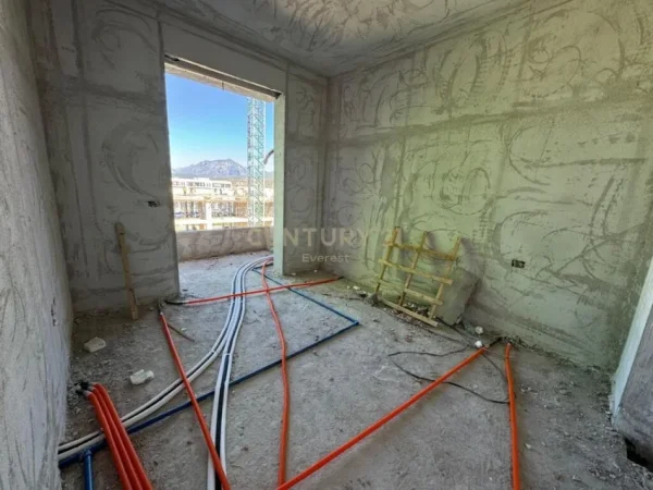 Tirane, shes apartament 1+1+Aneks+Ballkon Kati 5, 57 m² (Rruga 5 Maji)