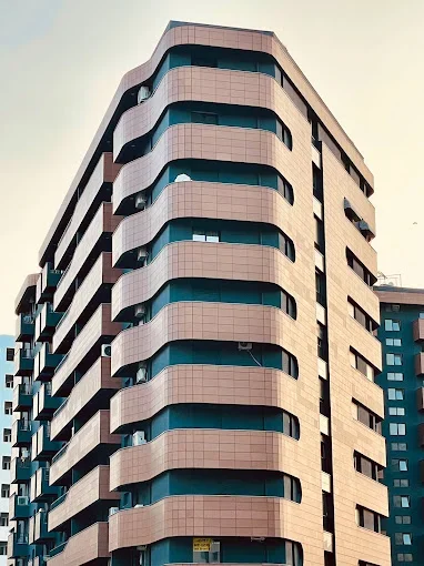 Tirane, shitet apartament 2+1 , 107 m² 160.000 € (Fusha e Aviacionit)