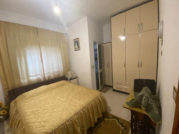 Tirane, jepet me qera apartament 2+1 Kati 1, 60 m² 400 € (Sauk)