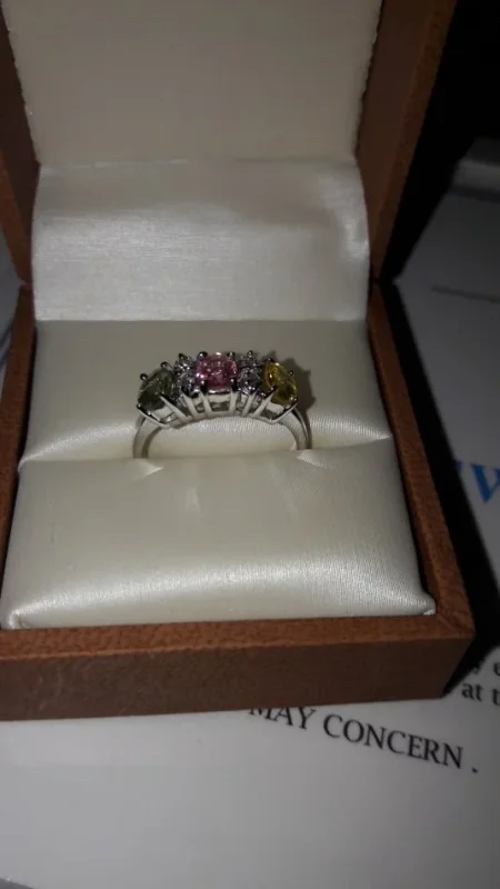 Tirane, shes  Unazë 14 karat flori i bardhë me DIAMANT dhe SAFIR(14k white gold Diamond &Sapphire Ring) 1.420 €