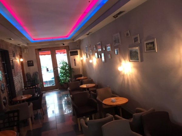 Tirane, shitet lokal Kati 0, 98 m² 299.800 € (ne Bulevardin Gjergj Fishta Tirane)
