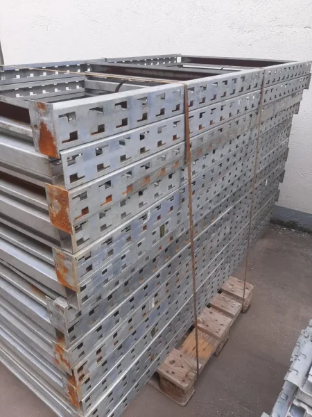 Shiten RAFTE METALIKE PER MAGAZINA (Skafale Industriale)