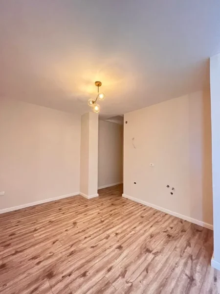 Durres, shitet apartament 1+1 Kati 7, 75.000 €