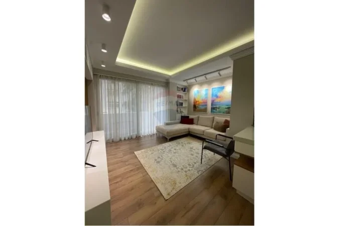 Tirane, jepet me qera apartament 2+1+Ballkon Kati 2, 83 m² 700 € (Rruga Bardhyl)