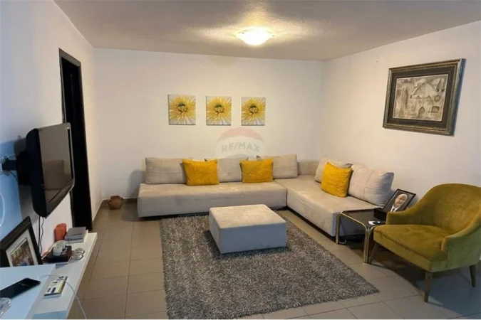 Tirane, shitet apartament 2+1 , 106 m² 140.001 € (Rruga Kavajes Globe)
