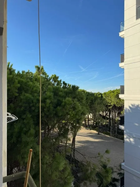 Durres, shitet apartament ne plazh 2+1+Ballkon Kati 4, 80 m² 120.000 € (mali i robit)