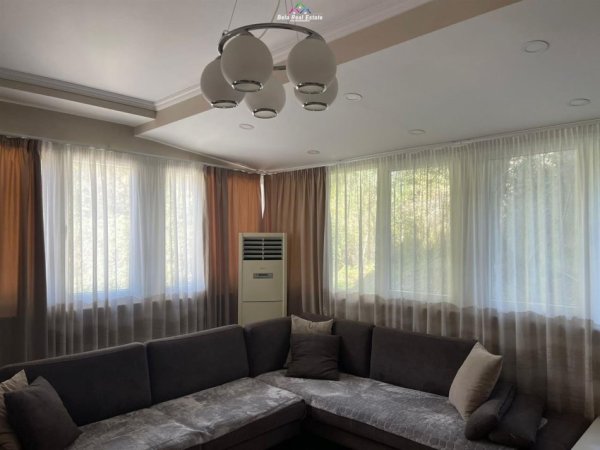 Tirane, shes apartament 2+1 Kati 2, 125 m² 220.000 € (kopshti botanik)