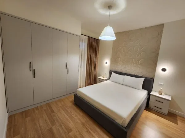 Durres, shitet apartament 1+1 Kati 4, 67 m² 99.000 € (MBRAPA KALIT TE TROJES NE PLAZH!)